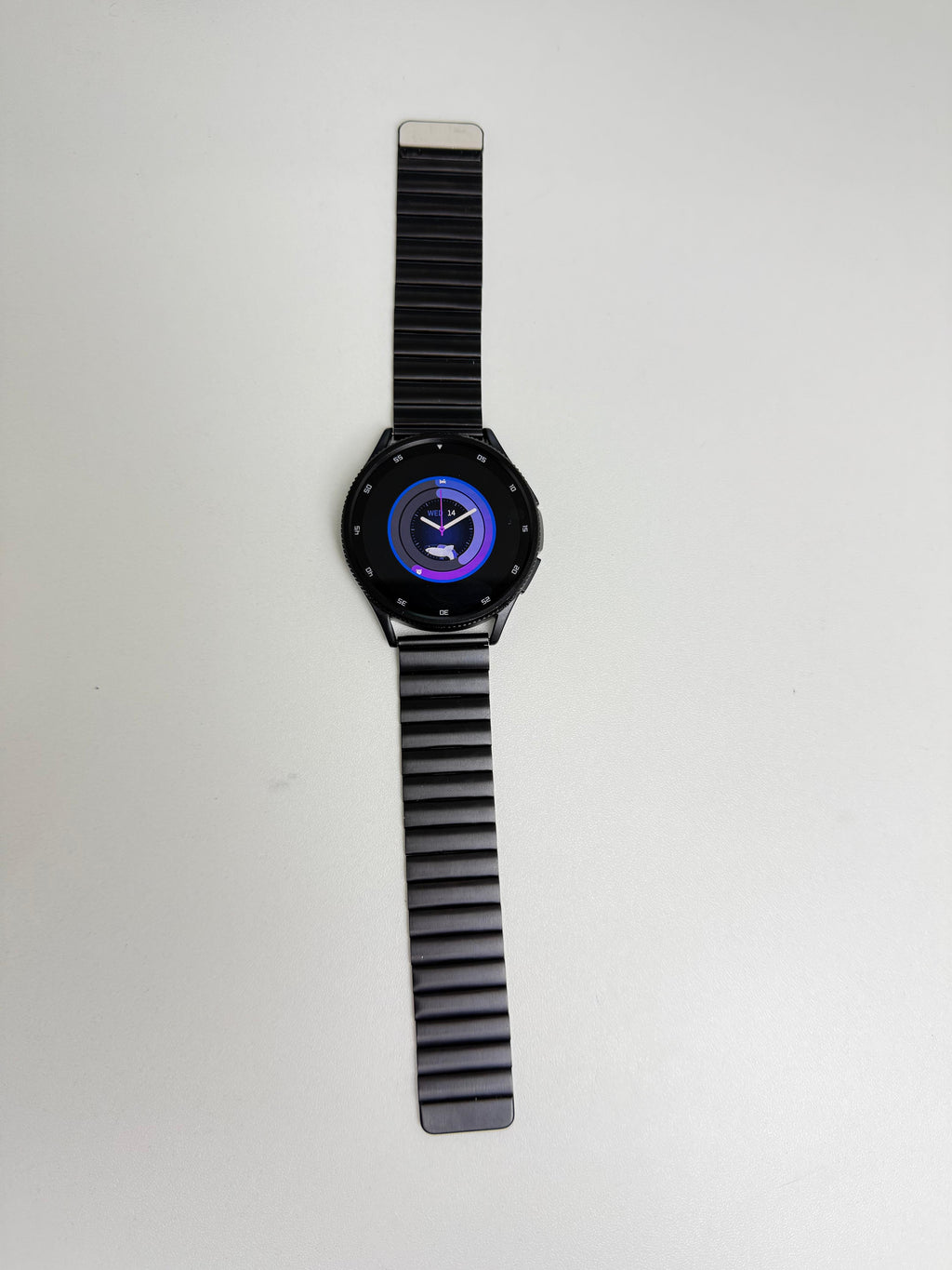 2.01″ 7in1 Ultra Smartwatch Bluetooth Calling Smartwatch, AI Voice Assistant, Metal Body with SpO2, Heart Rate Monitoring (7 Multicolor Straps)
