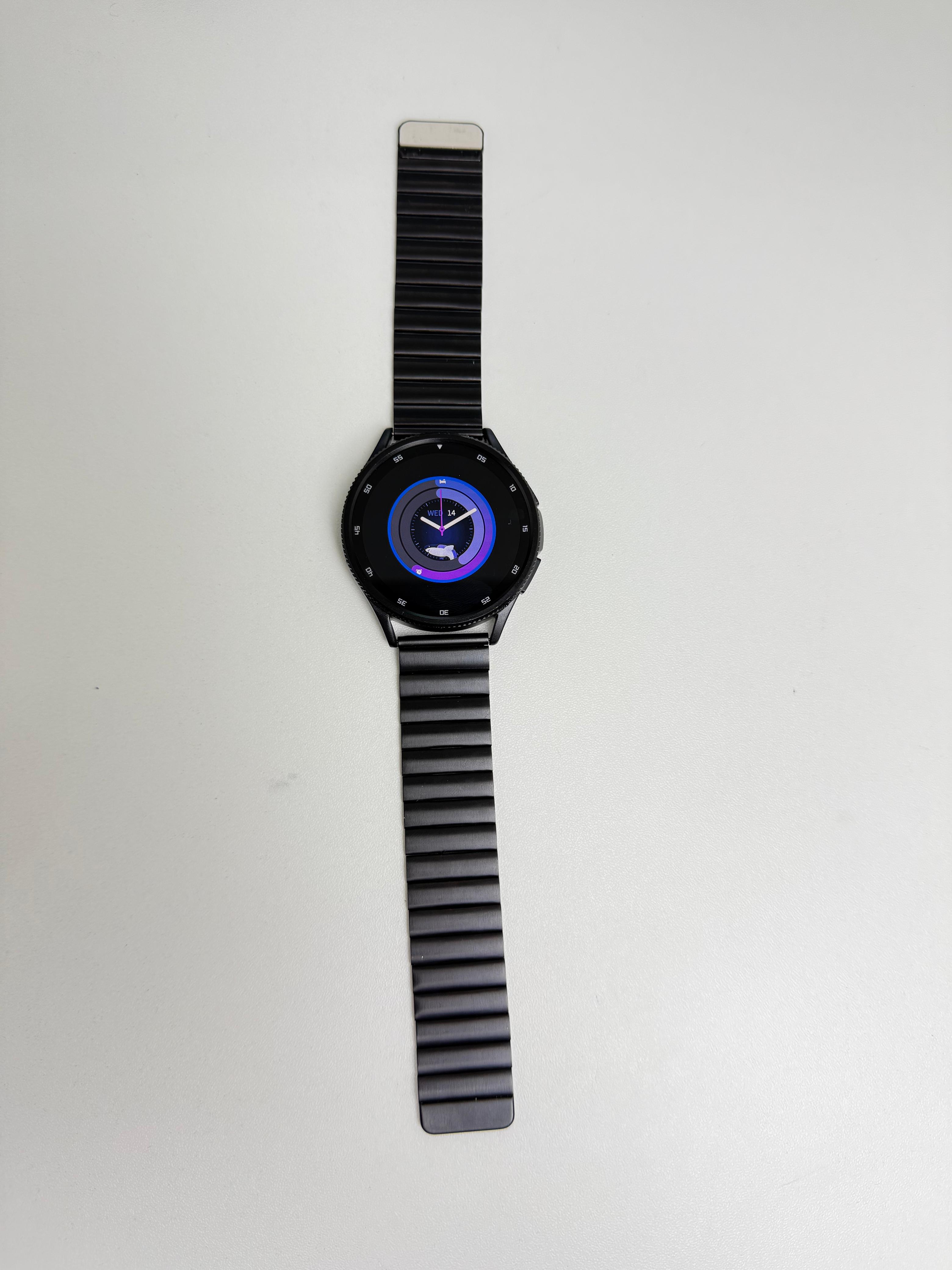 2.01″ 7in1 Ultra Smartwatch Bluetooth Calling Smartwatch, AI Voice Assistant, Metal Body with SpO2, Heart Rate Monitoring (7 Multicolor Straps)