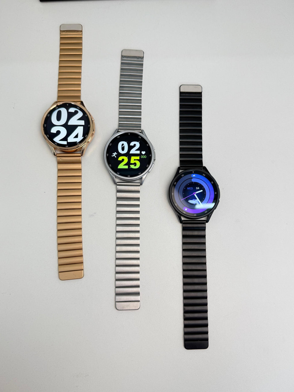 2.01″ 7in1 Ultra Smartwatch Bluetooth Calling Smartwatch, AI Voice Assistant, Metal Body with SpO2, Heart Rate Monitoring (7 Multicolor Straps)